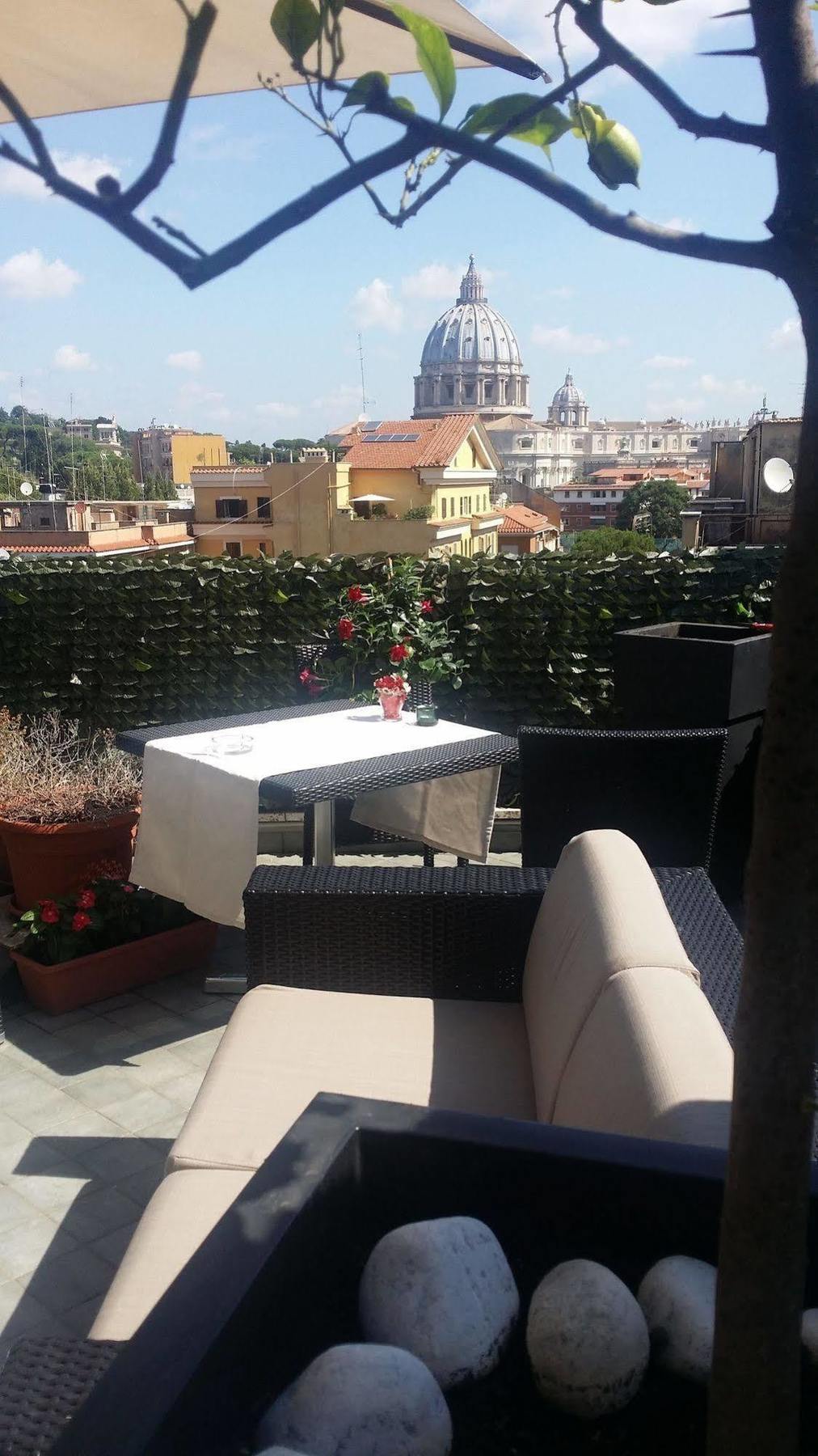 Hotel Gravina San Pietro Rome Exterior photo